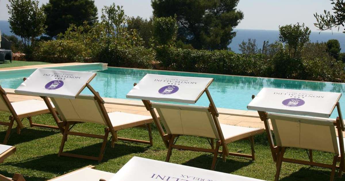 Ein Foto vom Pool im Hotel Montecallini