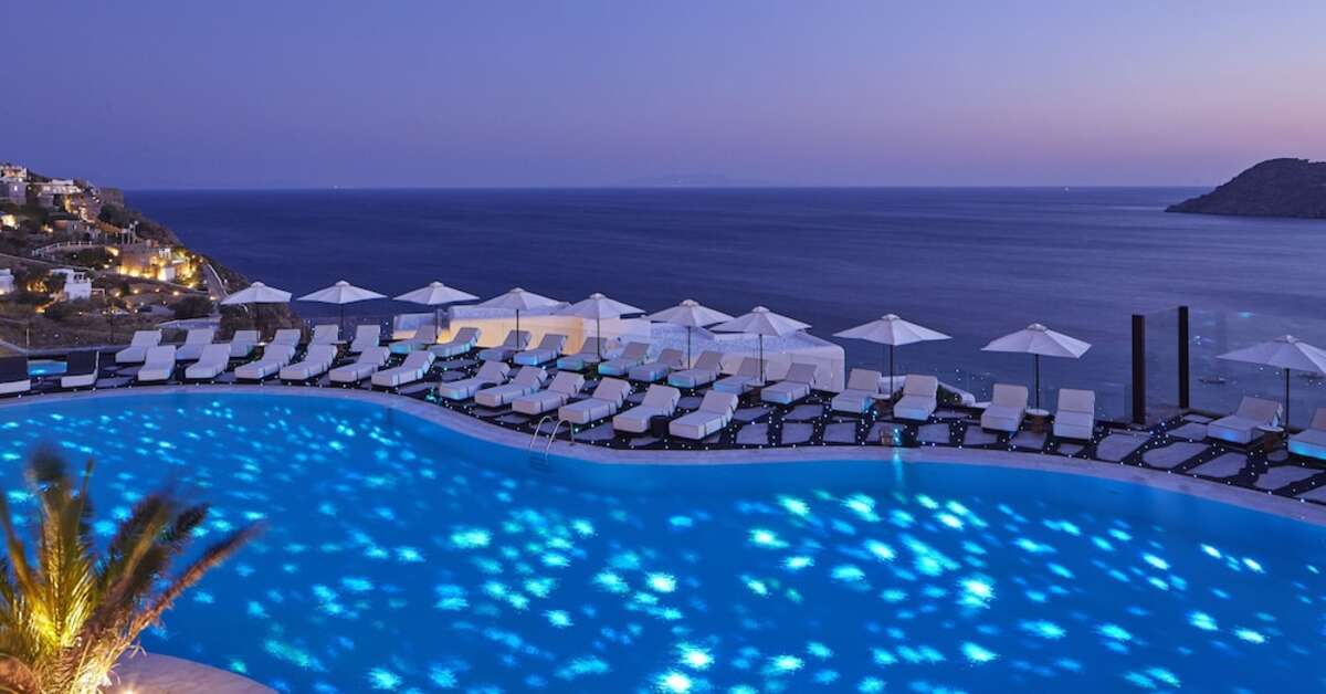 Een foto van het zwembad bij Myconian Royal Resort