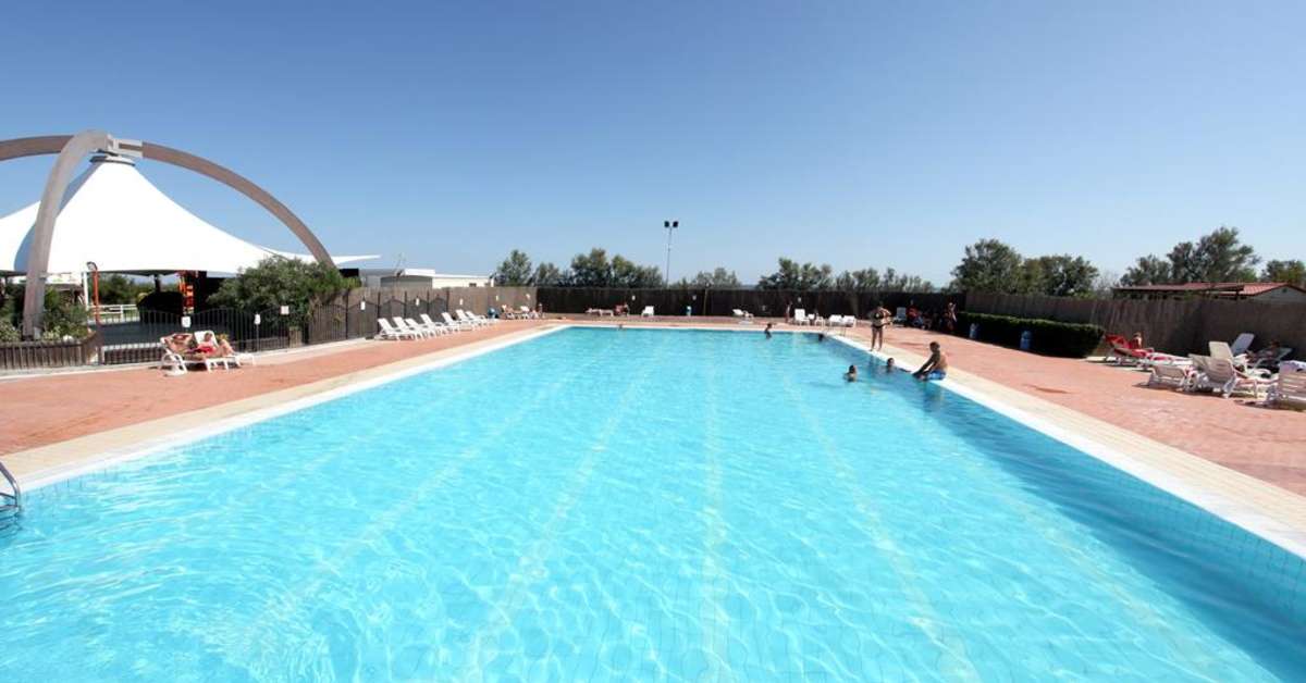 Een foto van het zwembad bij Camping Spiaggia e Mare