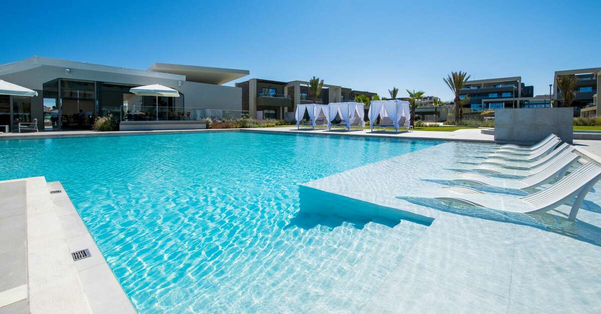 Een foto van het zwembad bij Myrion Beach Resort & Spa