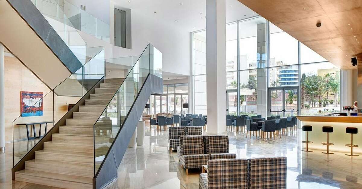 Een foto van het interieur van Hipotels Gran Playa de Palma