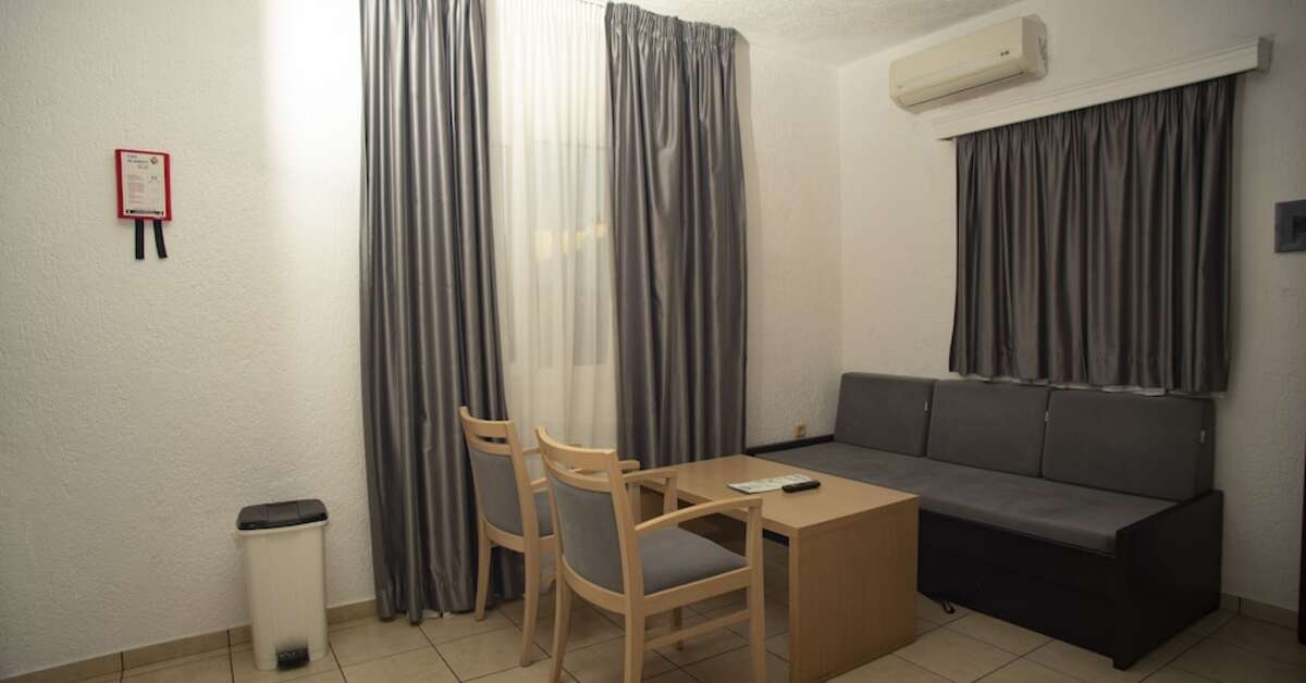 Ein Foto Alikes Suites & Studios