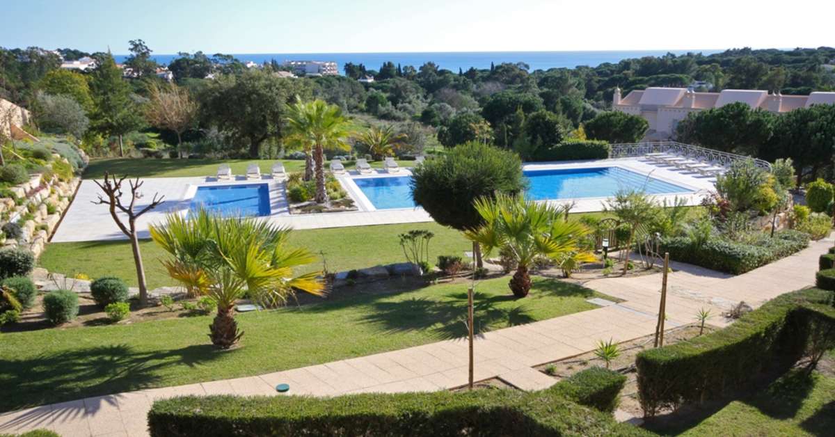Ein Foto vom Pool im Pinheiros da Balaia