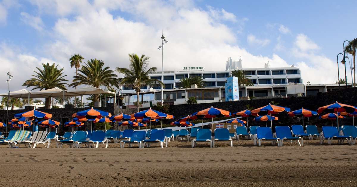 Een foto van de buitenkant van Blue Sea Los Cocoteros Appartementen