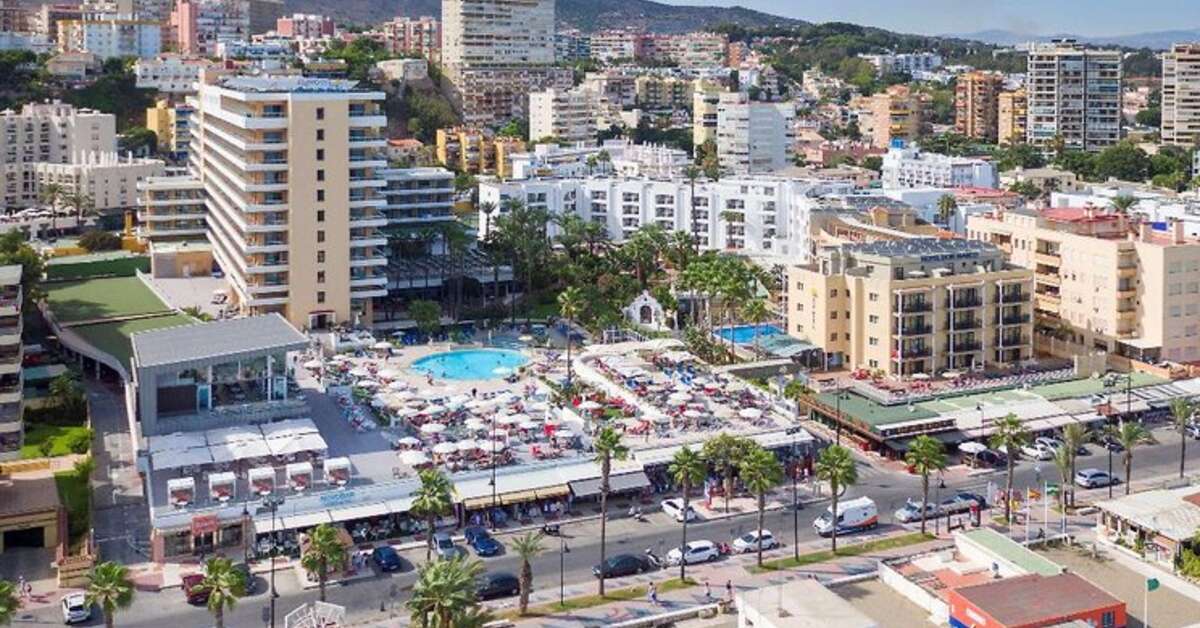 Een foto van de buitenkant van Sol Torremolinos Don Marco