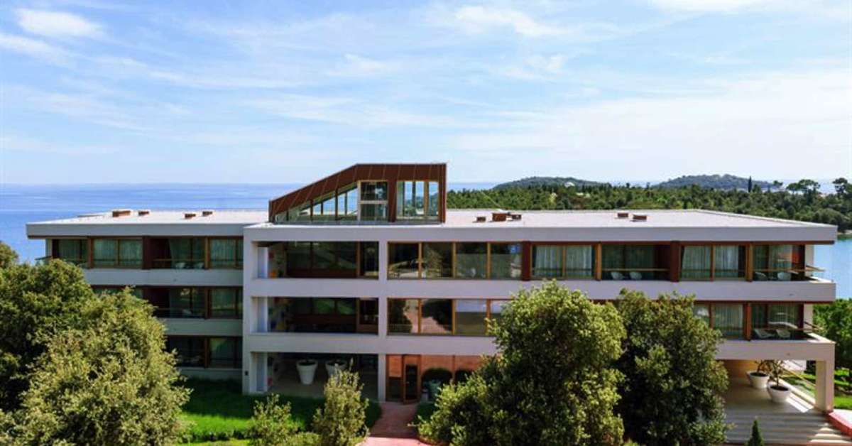 Ein Foto von der Außenansicht des Maistra Select All Suite Island Hotel Istra