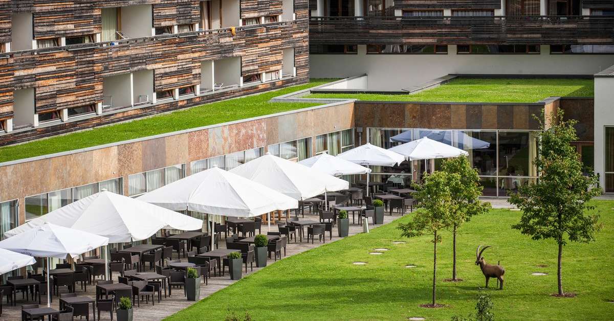 Een foto van de buitenkant van Falkensteiner Hotel & Spa Carinzia