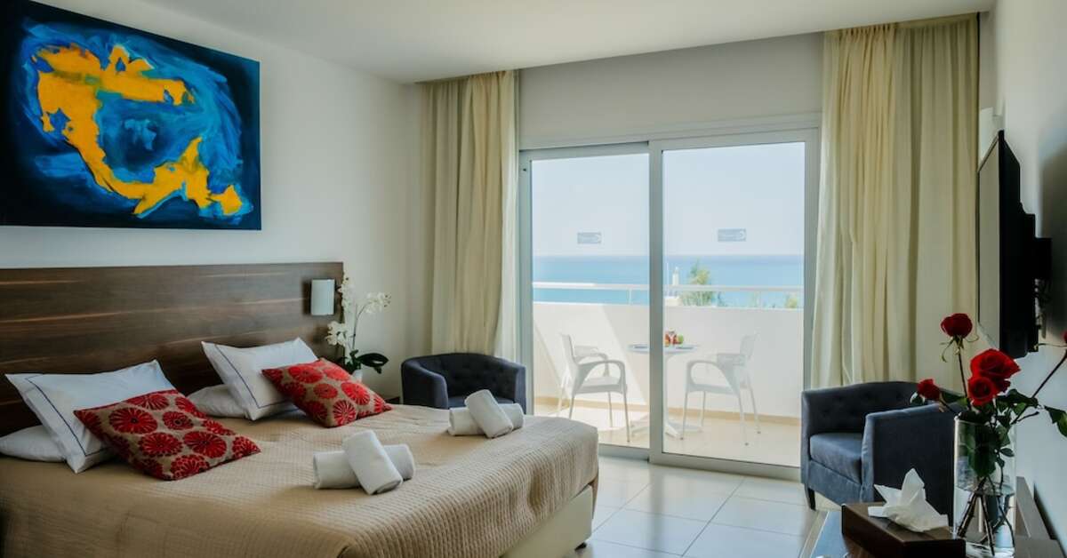 Een foto van Theo Sunset Bay Hotel