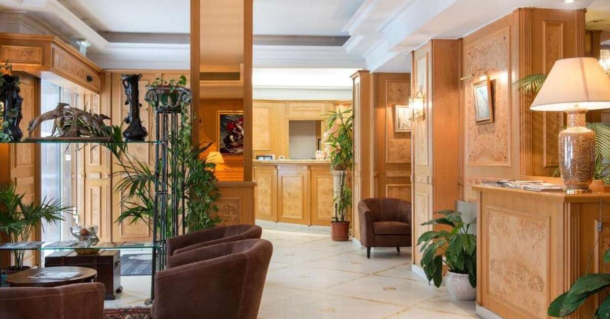 Een foto van het interieur van Princesse Caroline Hotel