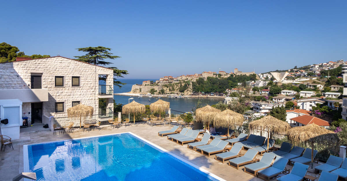 Een foto van The New Mediteran - Villa Edition