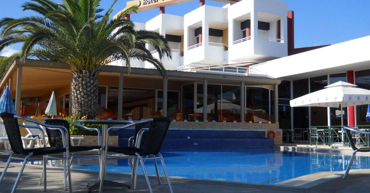 Ein Foto vom Pool im Hotel Palladion