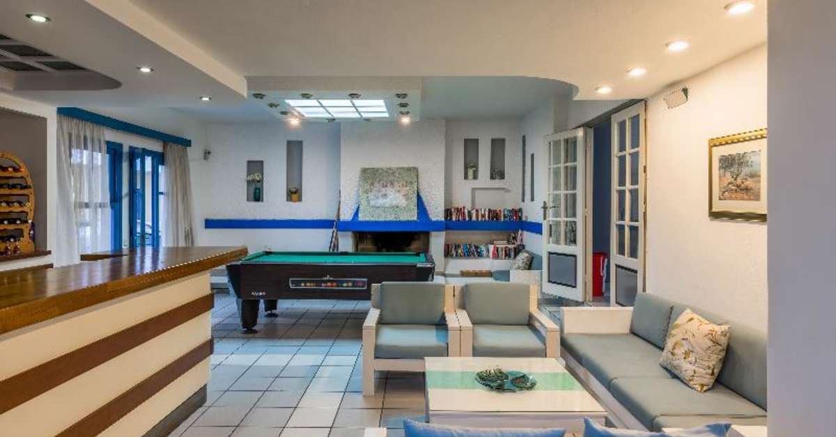 Een foto van het interieur van Hersonissos Central