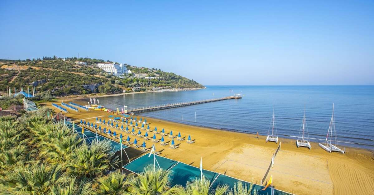 Een foto van het strand bij Aqua Fantasy Aquapark Hotel & Spa