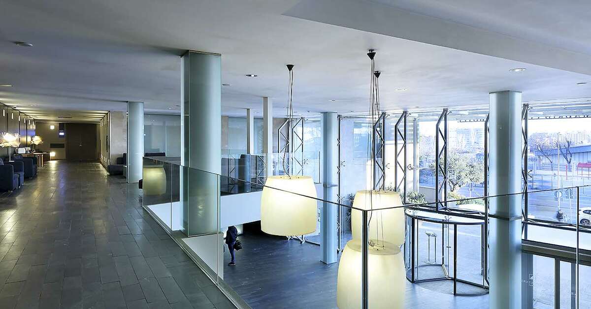 Een foto van het interieur van Eurostars Madrid Congress