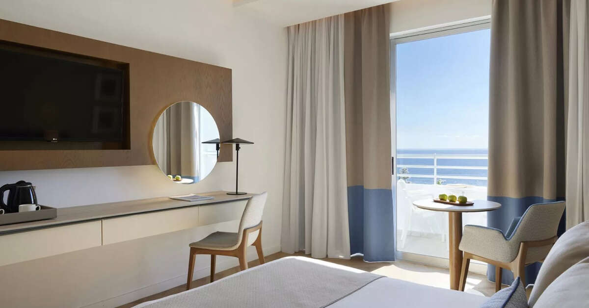 Een foto van Mediterranean Beach Hotel
