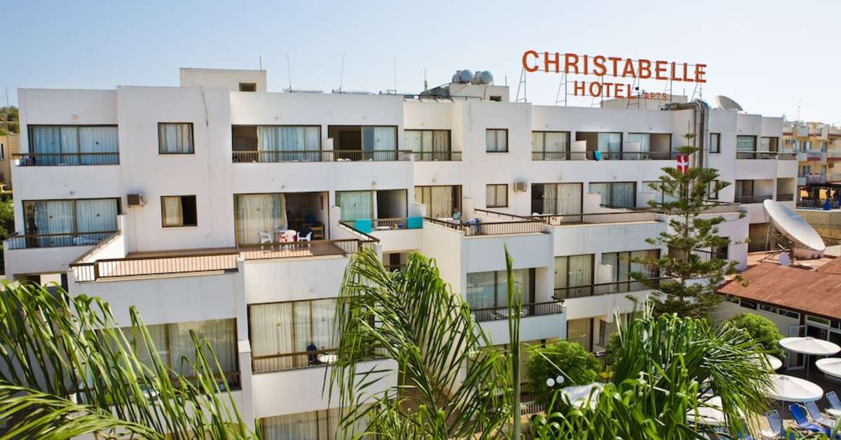 Een foto van de buitenkant van Christabelle Complex Hotel Appartementen