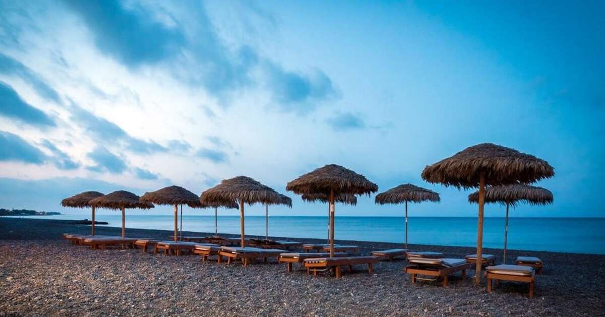 Een foto van het strand bij Sigalas Hotel & Appartementen