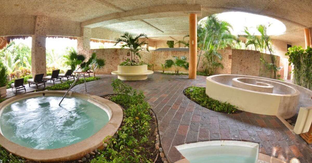 Een foto van het zwembad bij Grand Palladium Colonial Resort & Spa