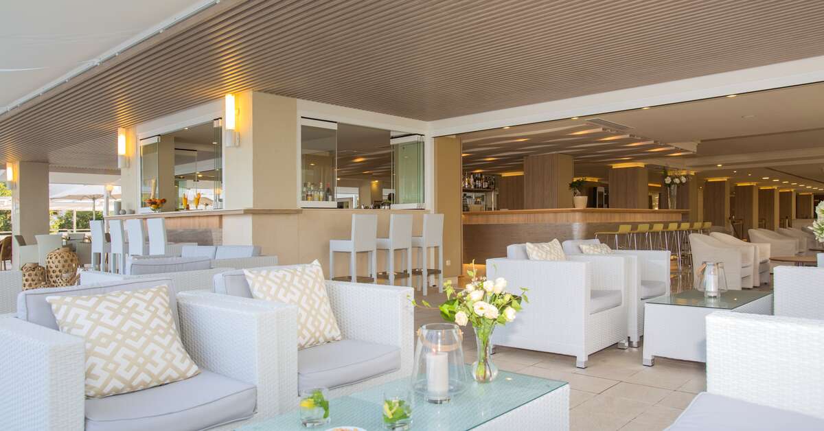 Ein Foto Sabina & Suites Hotel