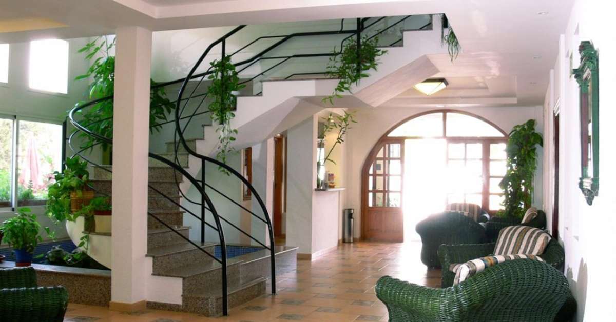 Een foto van het interieur van Roca Plana