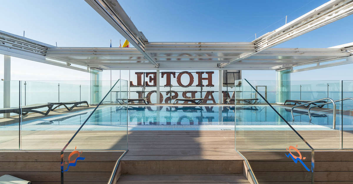 Een foto van het zwembad bij Hotel Marsol