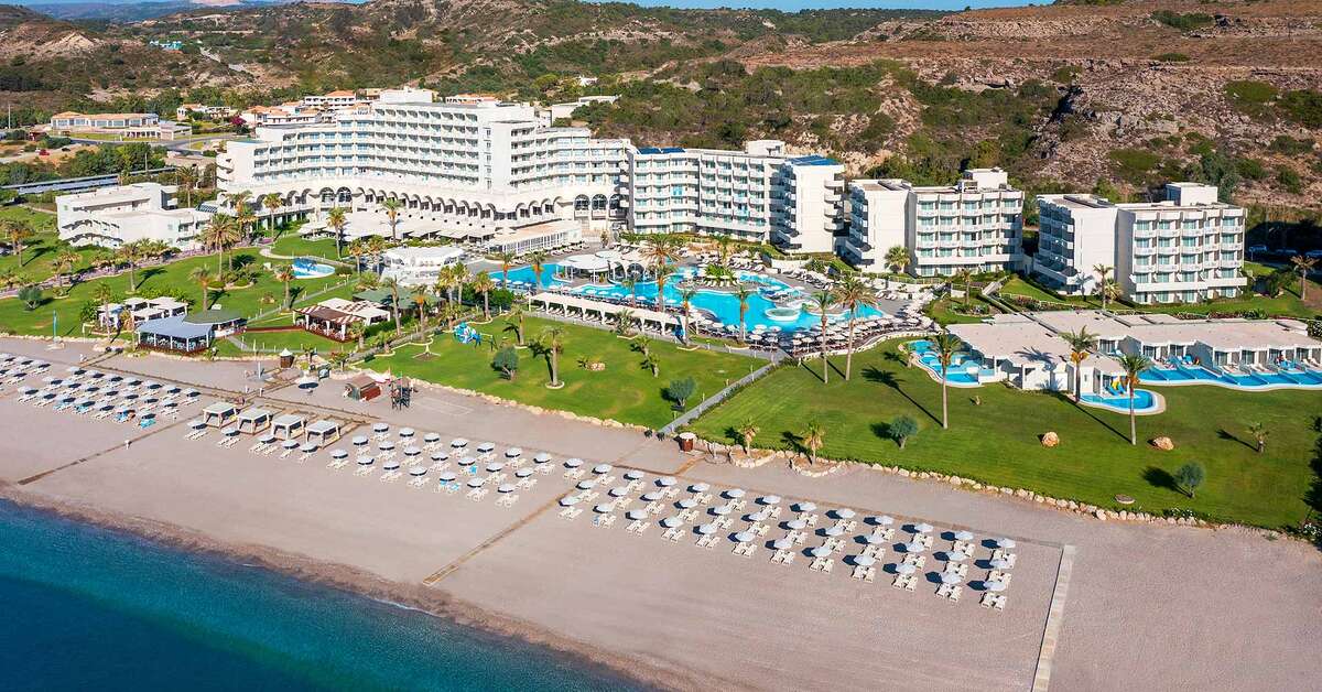 Een foto van het zwembad bij Rodos Palladium Hotel