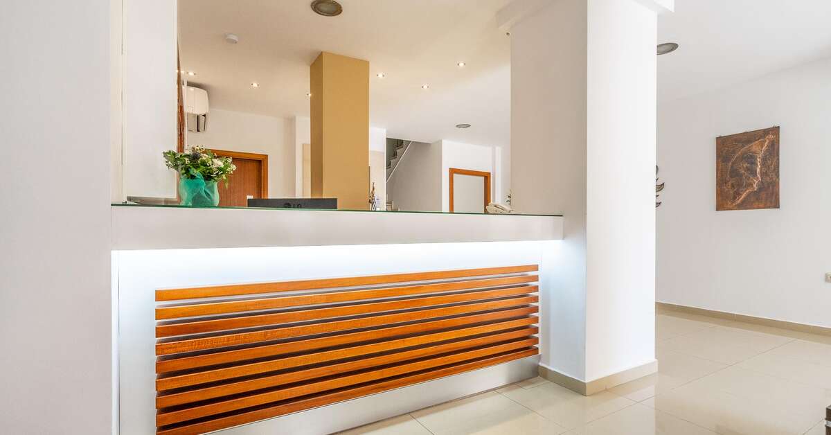 Een foto van het interieur van Filmar Hotel