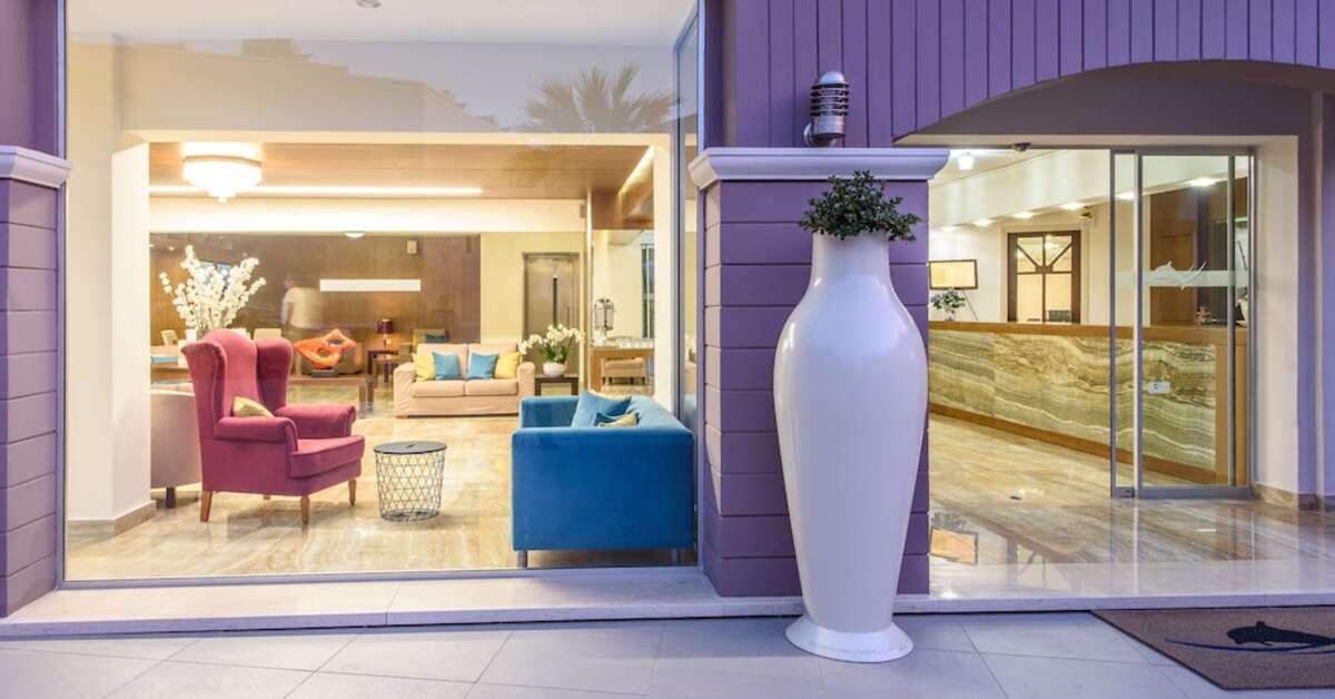 Een foto van de buitenkant van Katrin Hotel & Bungalows