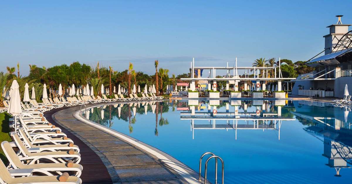 Een foto van het zwembad bij Rixos Premium Belek