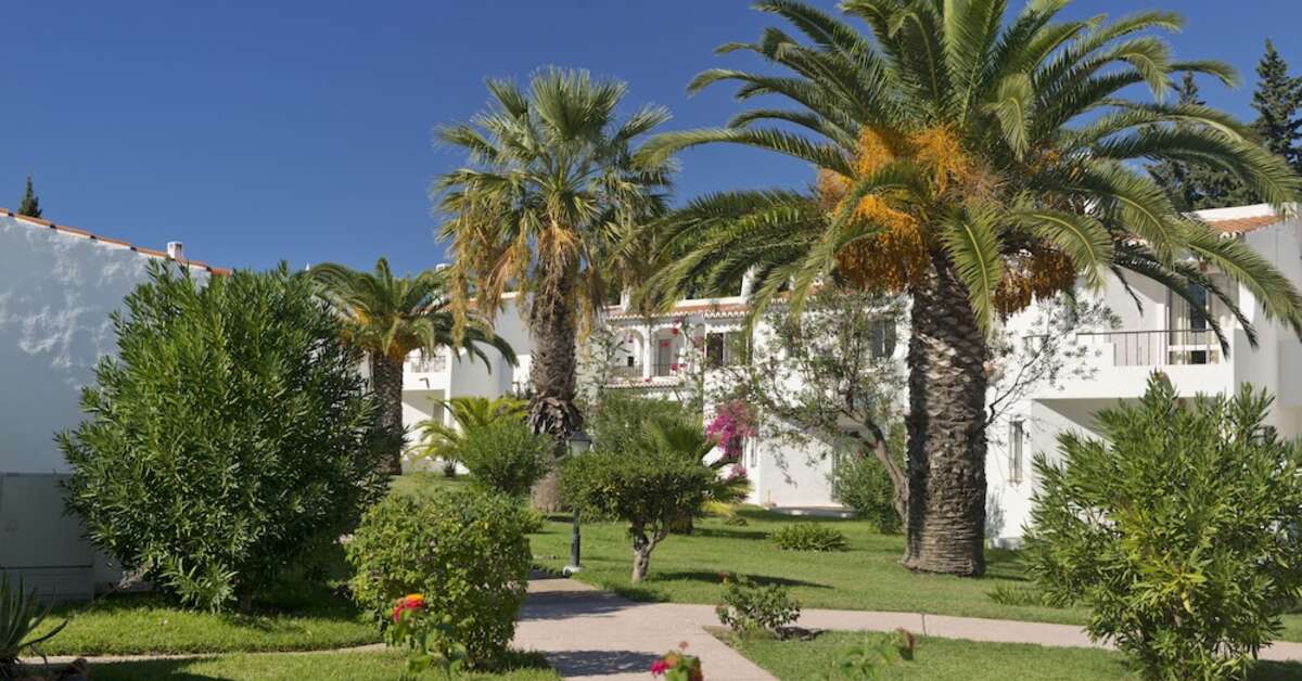Een foto van de buitenkant van Rocha Brava Resort