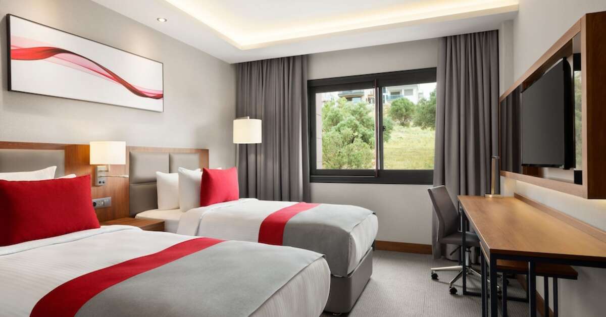 Een foto van Ramada by Wyndham Izmir Aliaga