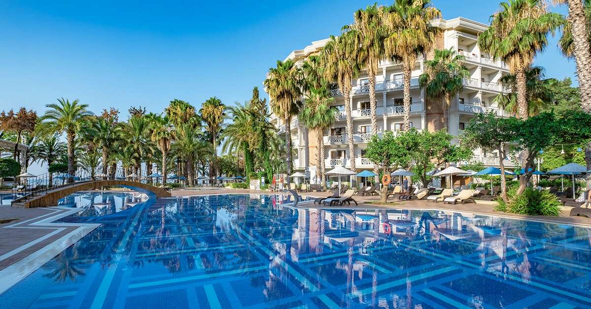 Een foto van het zwembad bij Utopia Resort & Residence