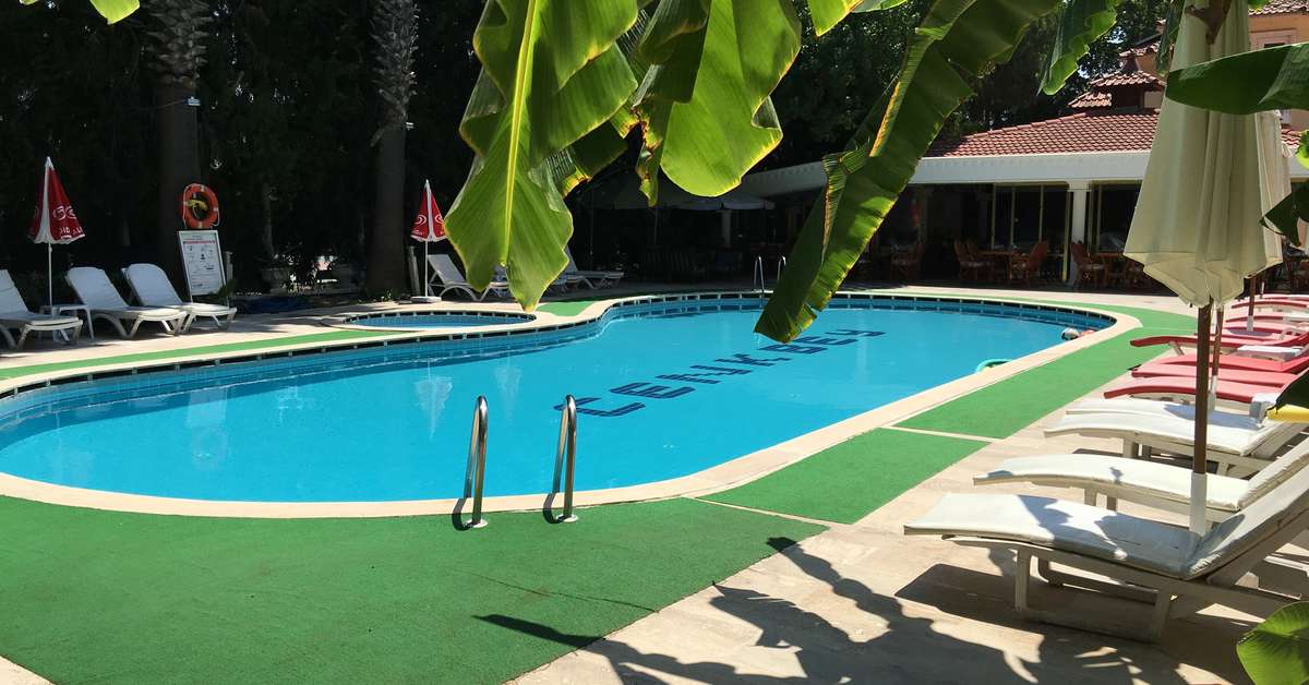 Een foto van het zwembad bij Cenk Bey Hotel