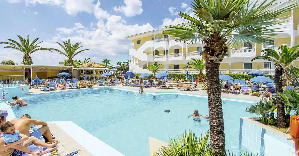 Ein Foto vom Pool im Poseidon Beach Hotel