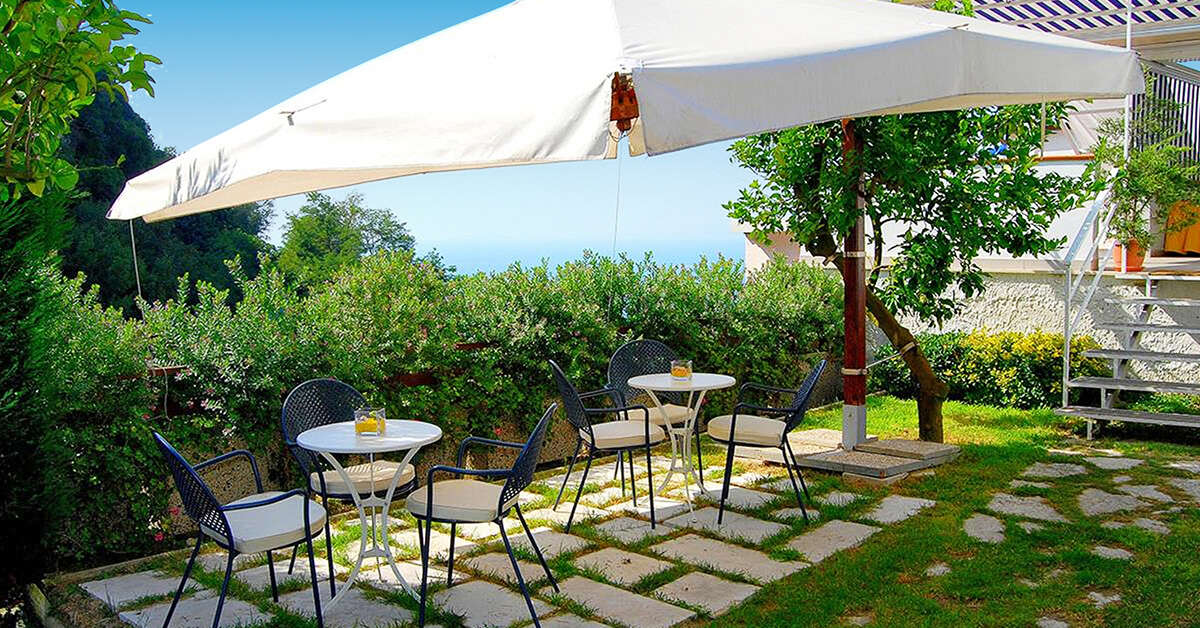 Ein Foto von der Terrasse im Best Western Hotel La Solara