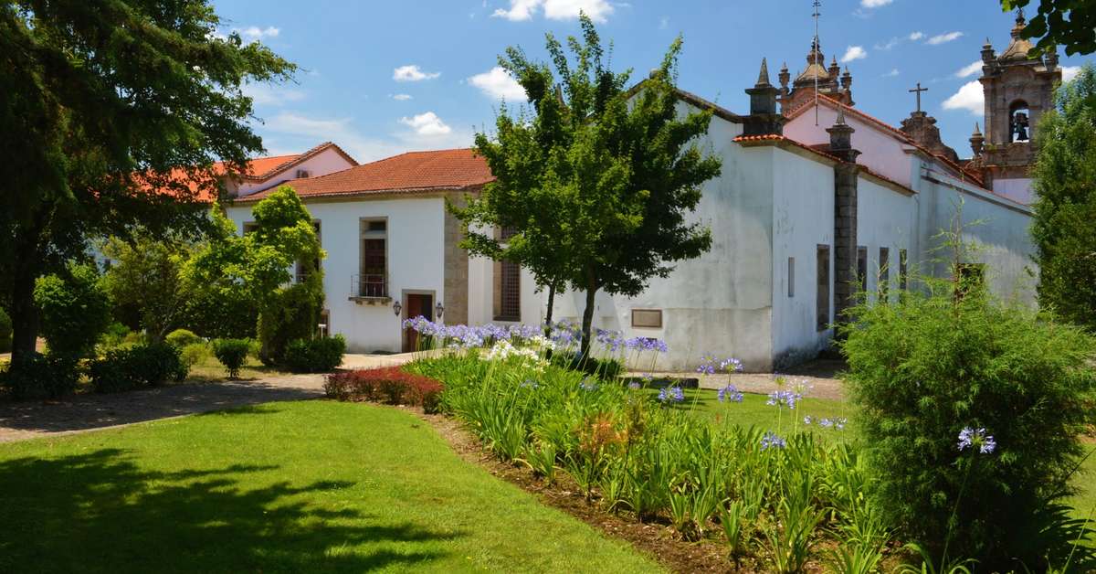 Een foto van de buitenkant van Pousada Mosteiro Guimaraes