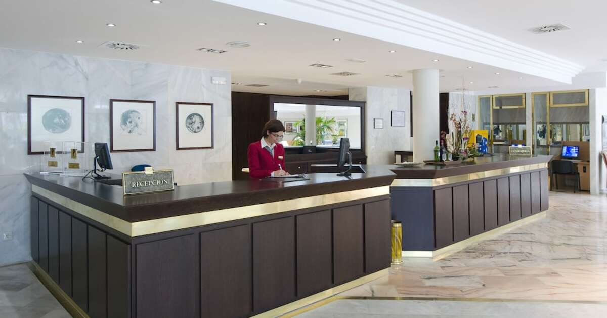 Een foto van het interieur van Hipotels Sherry Park