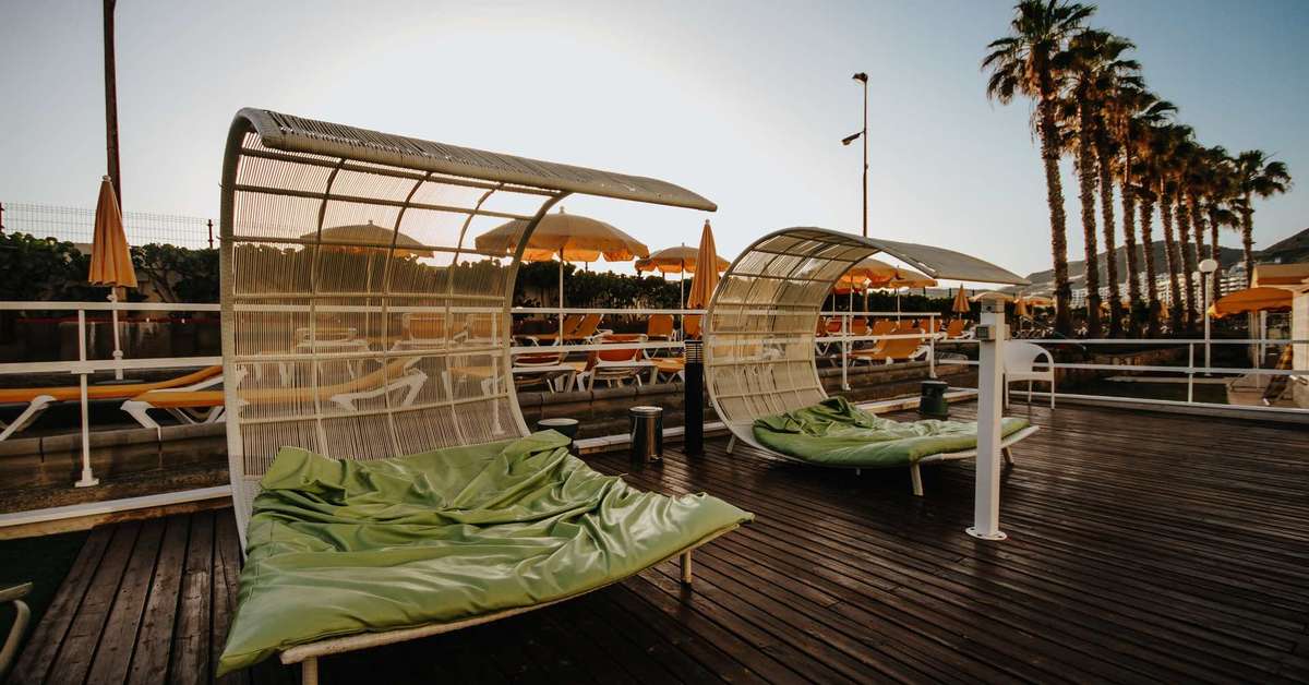 Een foto van het terras bij Appartementen Servatur Green Beach