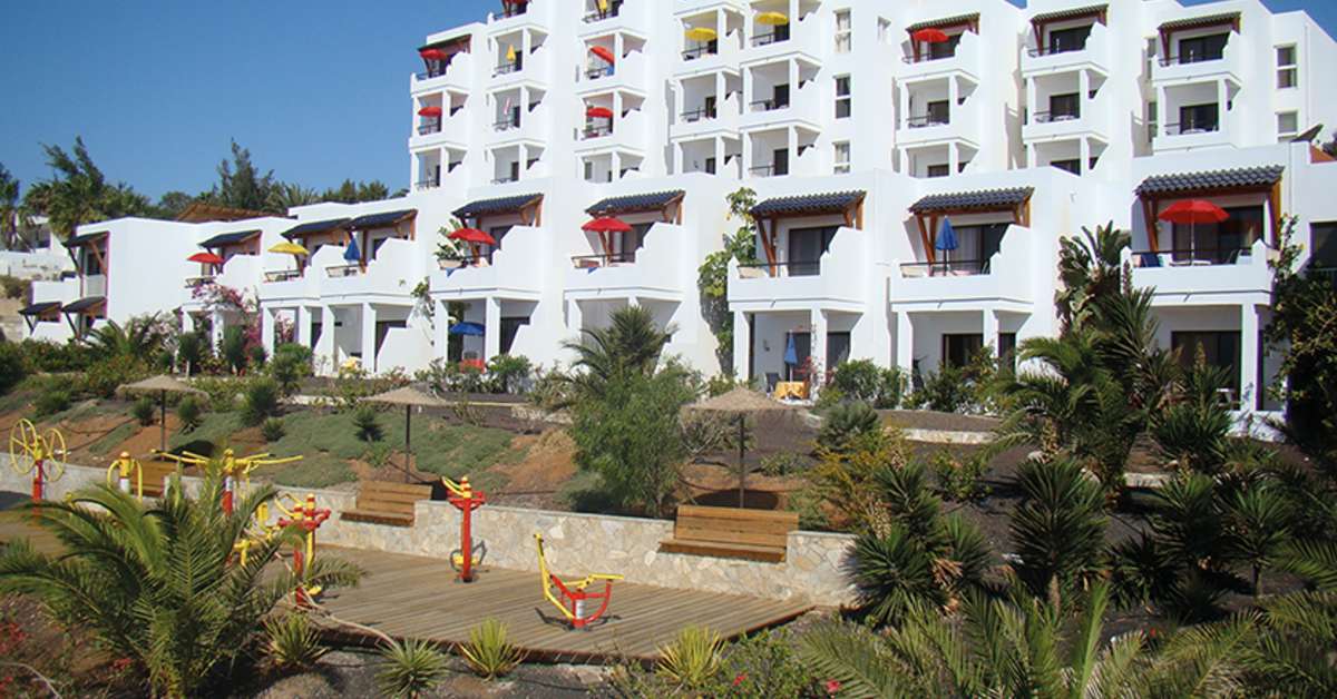 Een foto van de buitenkant van Marina Playa Suites