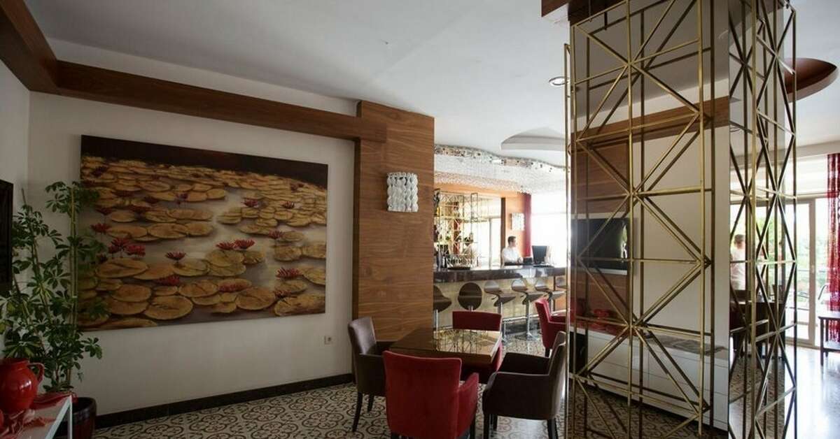 Een foto van het interieur van Hotel Grand Okan
