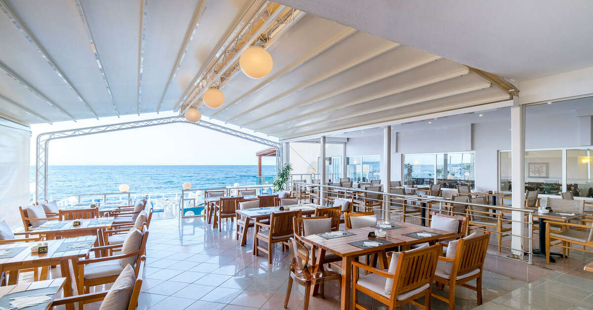 Een foto van de faciliteiten bij Golden Beach Hotel