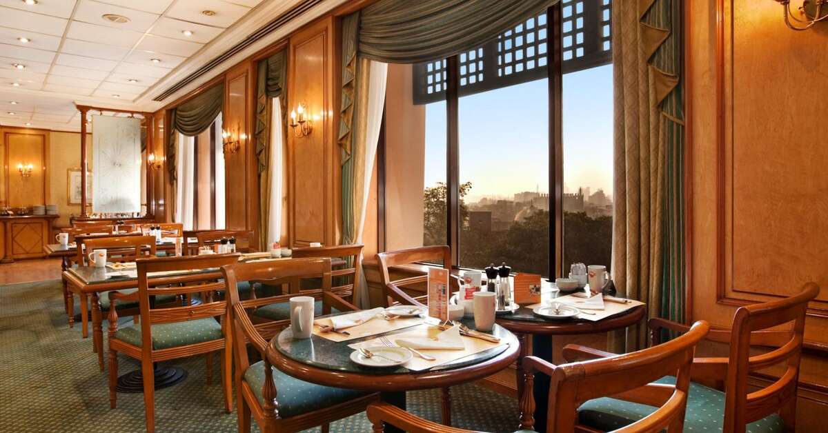 Ein Foto Hilton Cairo World Trade Center Residences