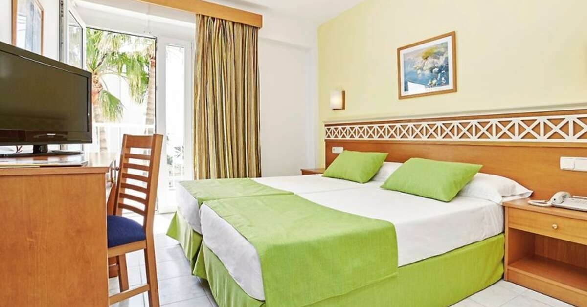 Ein Foto Universal Hotel Bikini