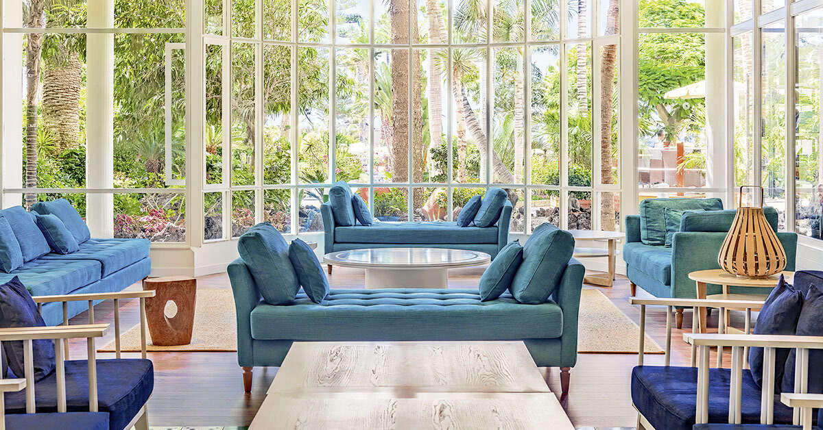 Een foto van het interieur van H10 Las Palmeras