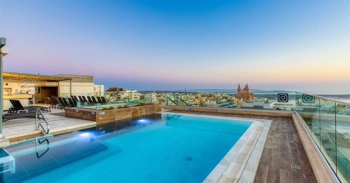 Ein Foto vom Pool im Solana Hotel & Spa