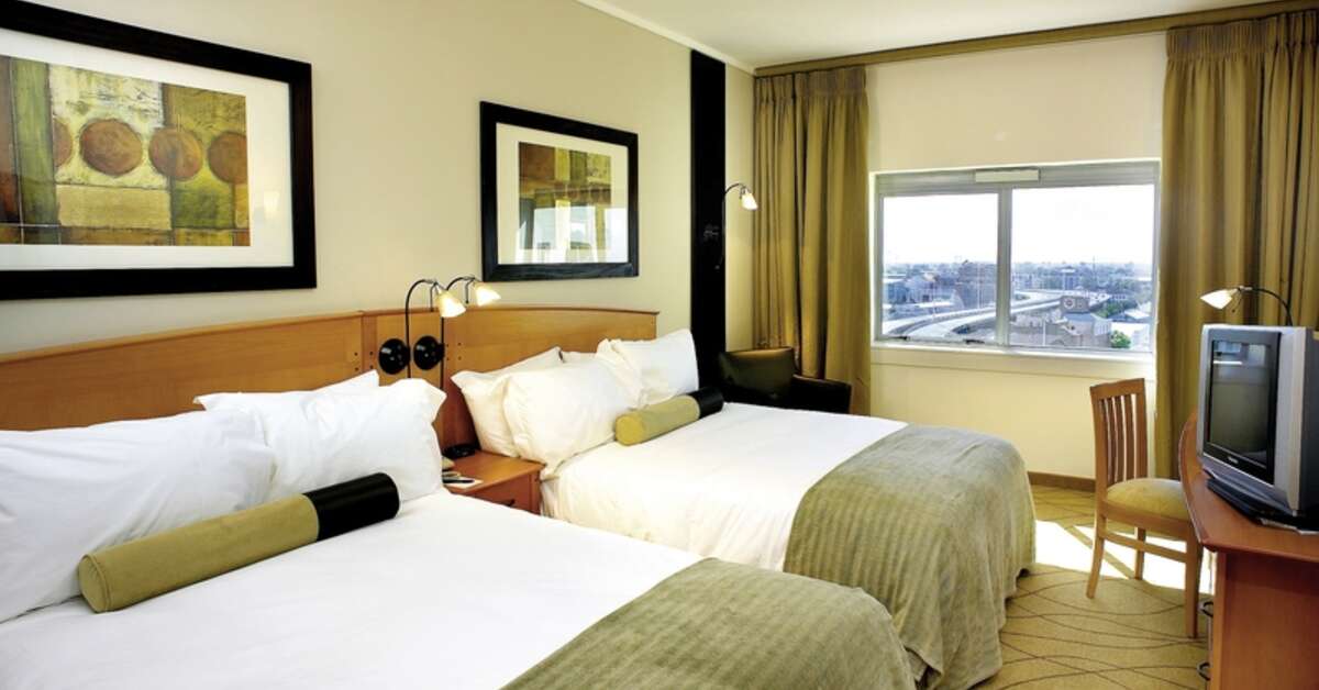 Ein Foto Southern Sun Waterfront