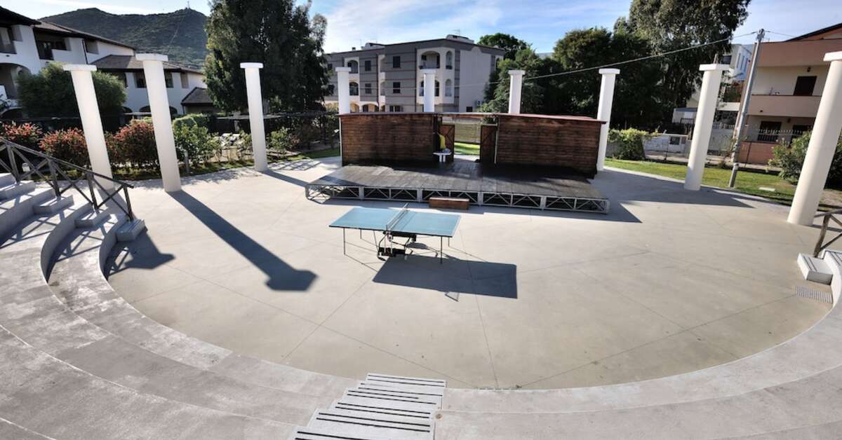 Een foto van de buitenkant van Cala della Torre Club Hotel