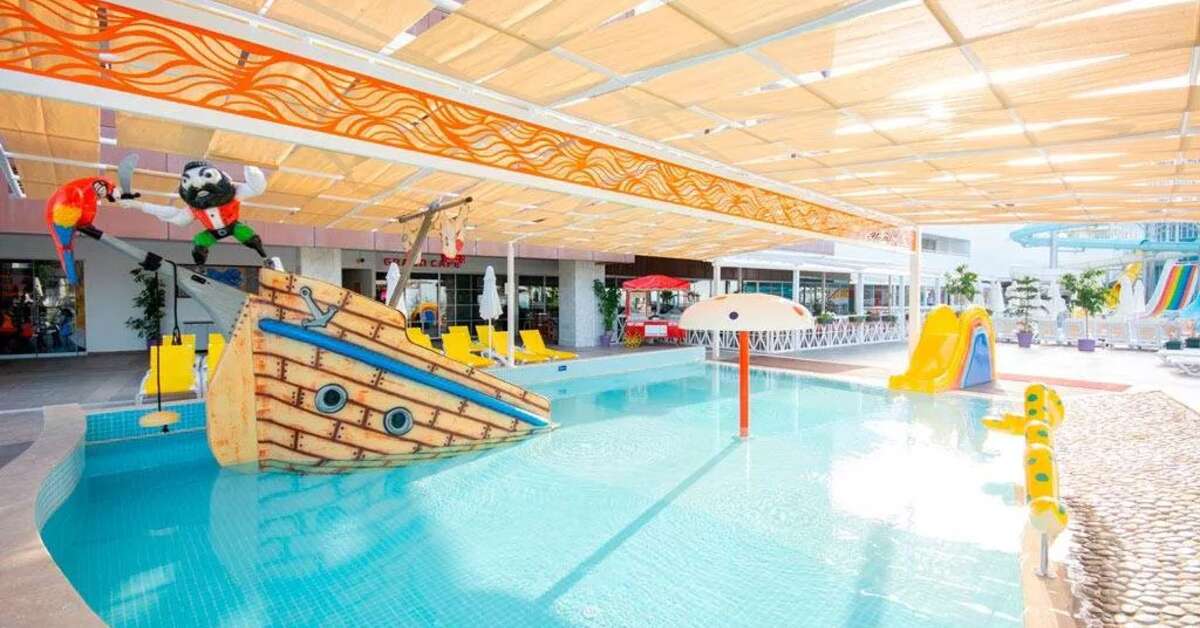 Een foto van het zwembad bij Orange County Resort Hotel Alanya