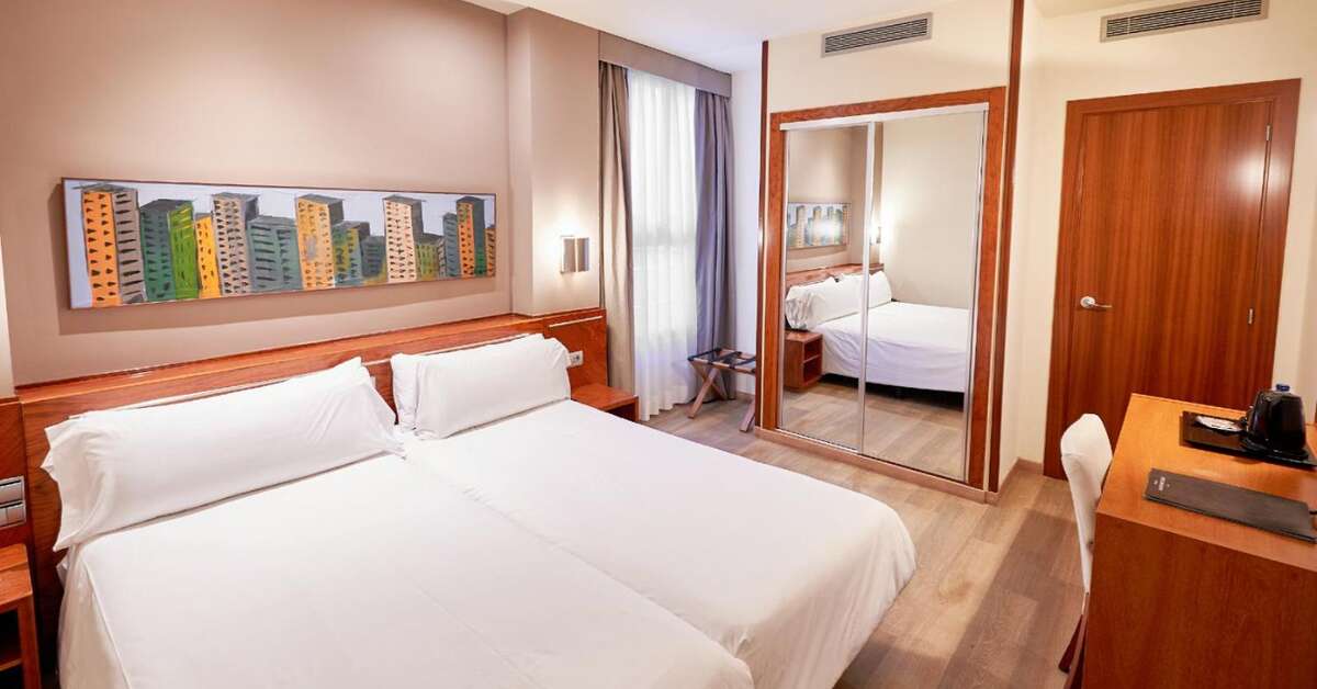 Ein Foto Hotel Garbi Millenni