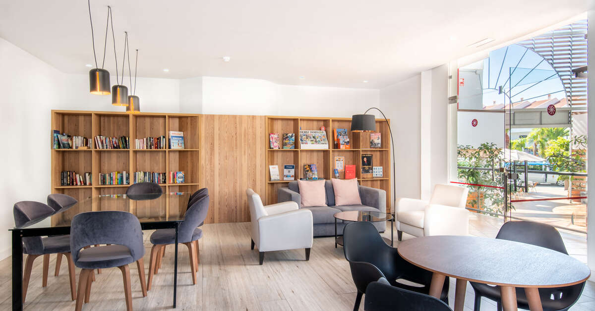 Een foto van het interieur van HG Tenerife Sur